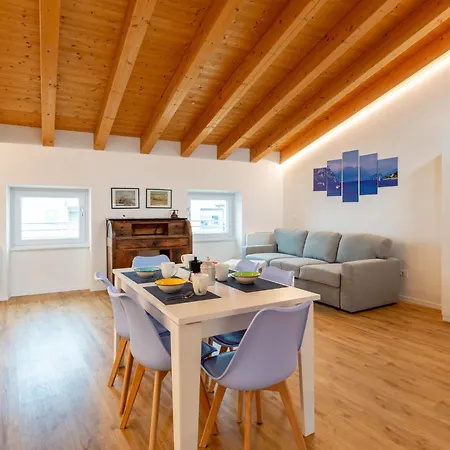 Attico By Interhome